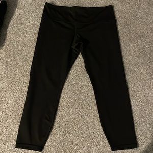 Athleta Elation Train 7/8 Tight size Large (1 green, 1 black)